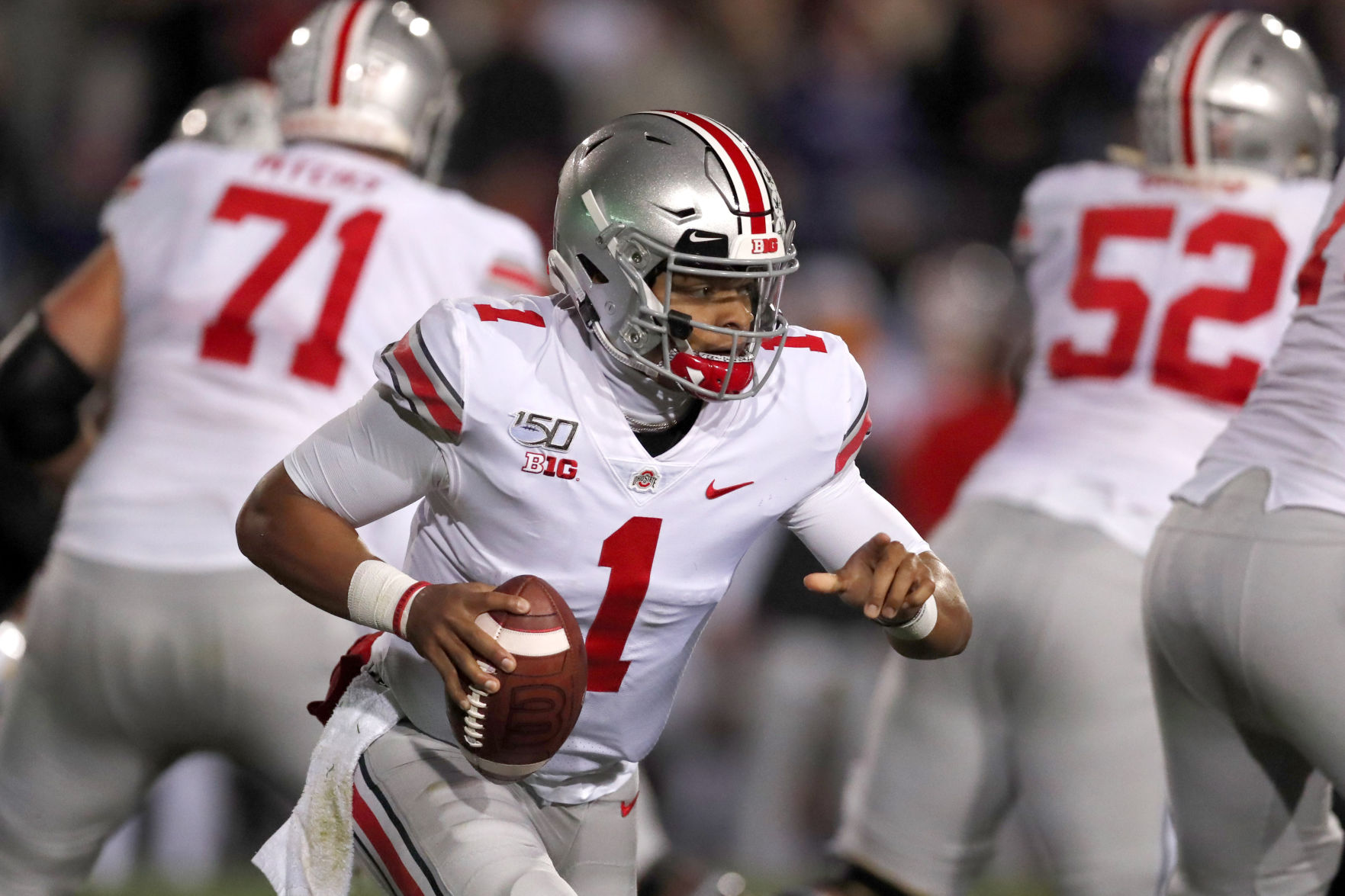 Justin Fields edge photo